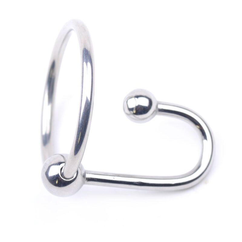Offrez-vous une expérience érotique saisissante avec ce bouchon de sperme avec anneau de 2.5 cm.