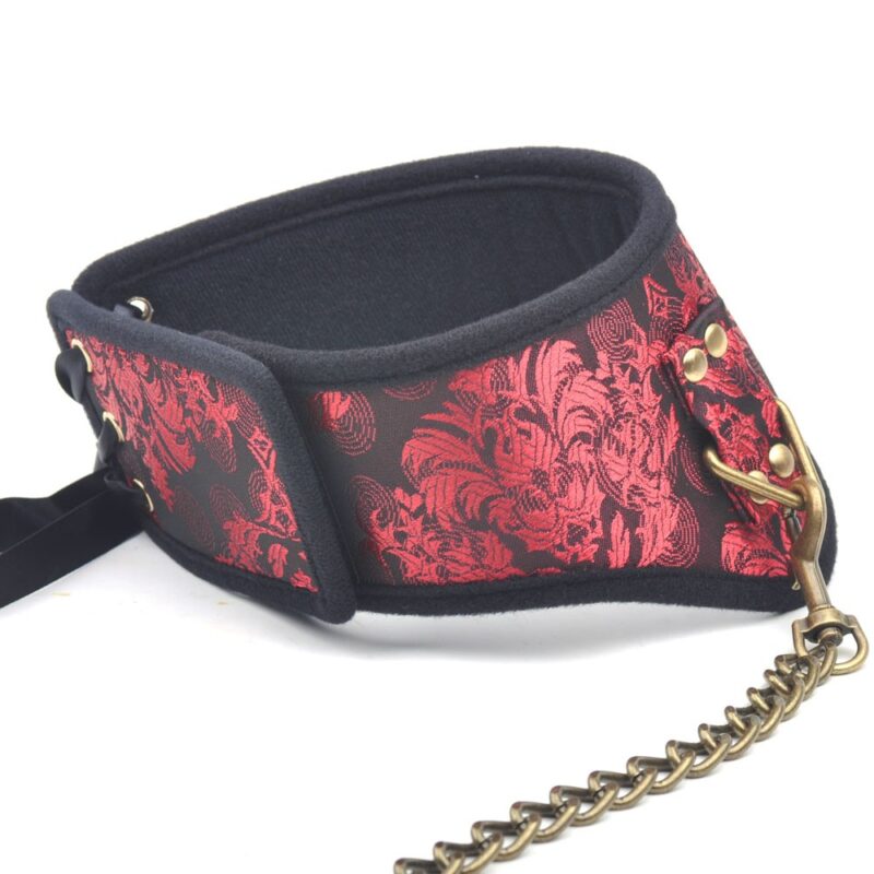 Bondage collar with red silk and gold leash - Image 3